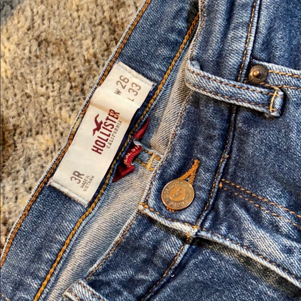 Hollister jeans